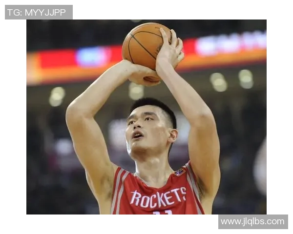 姚明在边缘的篮球人生与中国体育的崛起之路