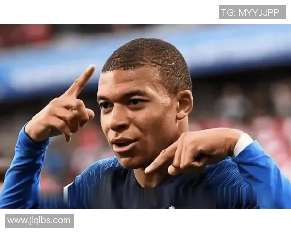 法国足球明星的搞笑瞬间与幽默故事大盘点 法国足球明星的搞笑瞬间与幽默故事大盘点