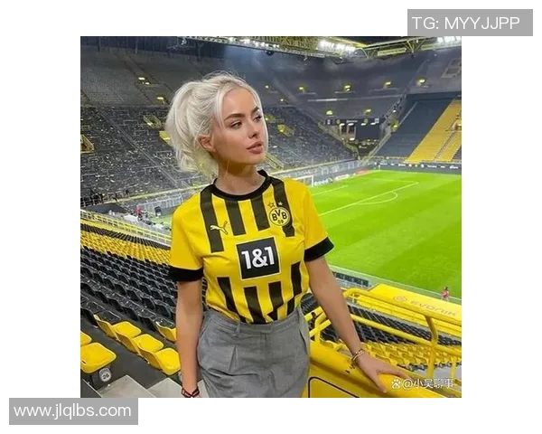 意大利女记者与足球明星的精彩故事与背后不为人知的情感纠葛