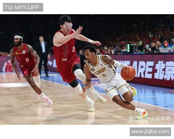 12年北京队与广东队的巅峰对决回顾与展望之战 12年北京队与广东队的巅峰对决回顾与展望之战